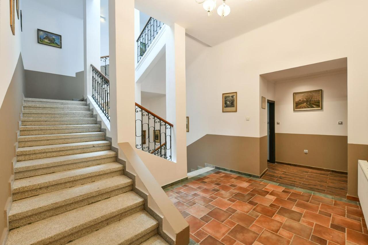 Apartmany Na Namesti 85 Jindřichŭv Hradec Dış mekan fotoğraf