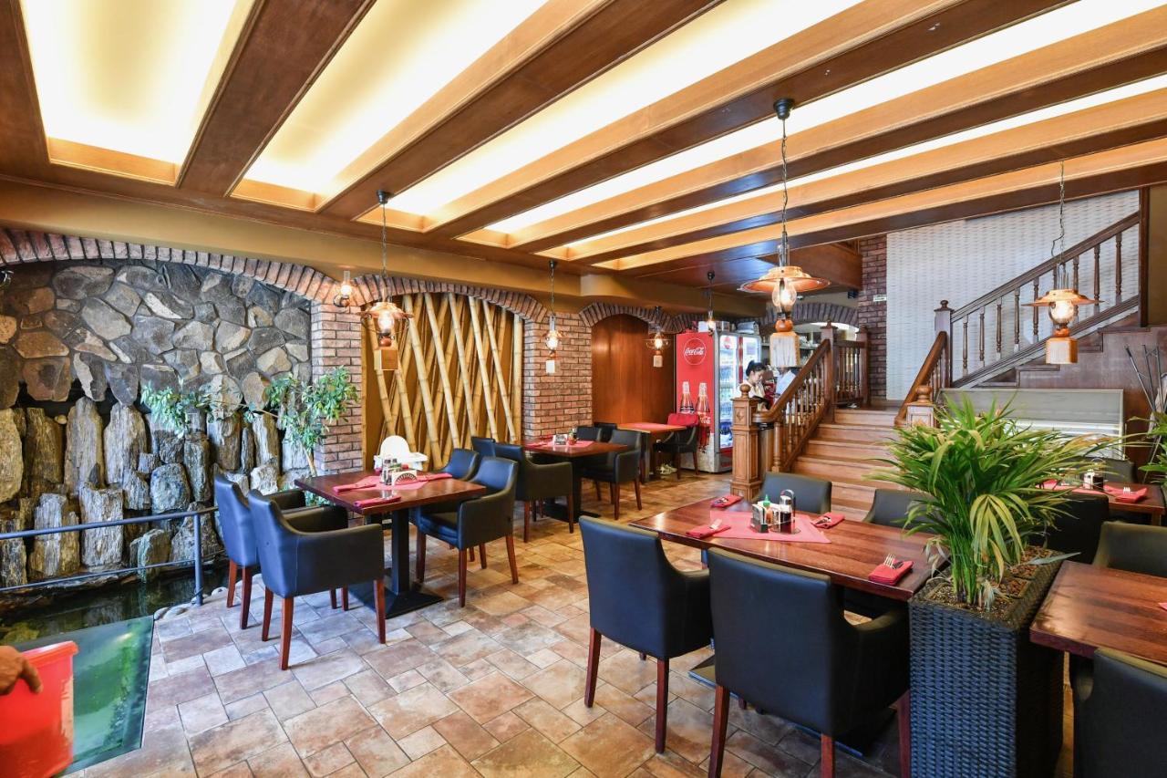 Apartmany Na Namesti 85 Jindřichŭv Hradec Dış mekan fotoğraf